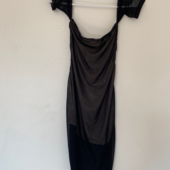 Black & Nude Off Shoulder Split Thigh Mesh Dress - Picture 6 of 13